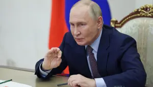 Putin'den Kuzey Kore askerleri açıklaması: Zamanı geldiğinde karar vereceğiz