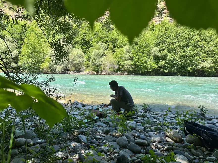Munzur Vadisi’nden topladığı taşları sanat eserine dönüştürüyor 3