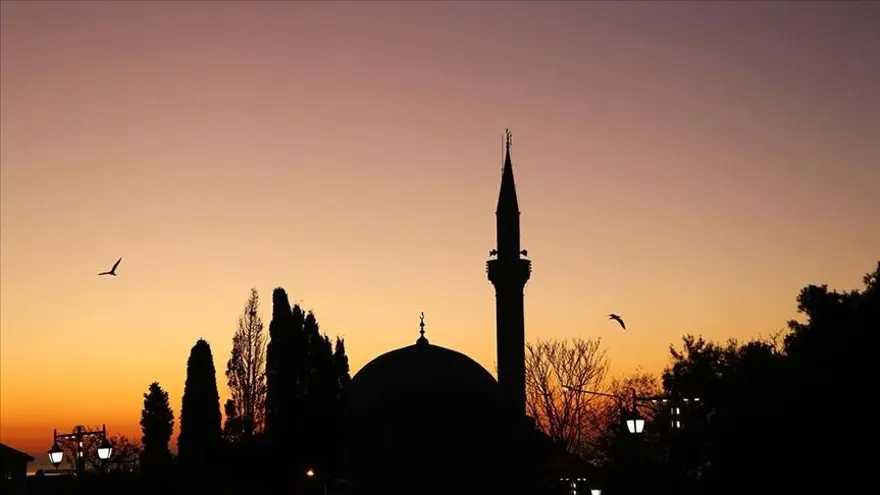 Üç aylar ne zaman başlayacak? (2025 Diyanet Receb ayı başlangıç tarihi) 3