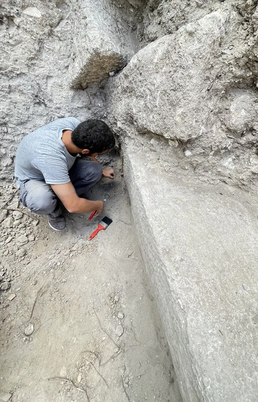 Alexandria Troas'da 2 bin 200 yıllık çarşının iki kapısına ulaşıldı 4