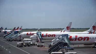 Endonezya'da hava yolu şirketi Lion Air 2 bin 600 kişiyi işten çıkaracak