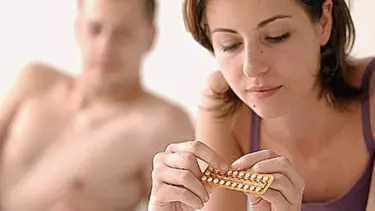 Doğum kontrolü arkadaşa soruluyor