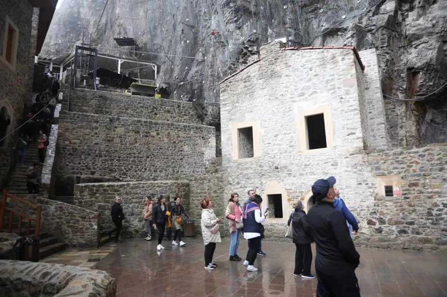 Sümela Manastırı’nda tüm alanlar ziyarete açıldı: Gizli şapele ulaşma çalışmaları sürüyor 6