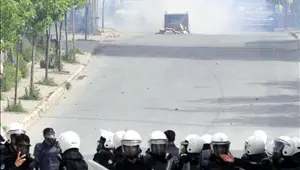 İstanbul'da olaylı yıkım