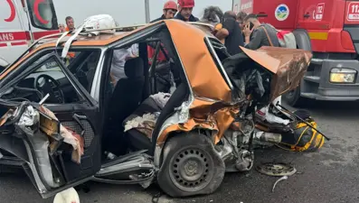 Sakarya'da kaza: İş insanı ve eşi öldü, 3 kişi yaralandı