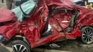 Beton mikseri ile otomobil çarpıştı: 2 ölü, 2 yaralı