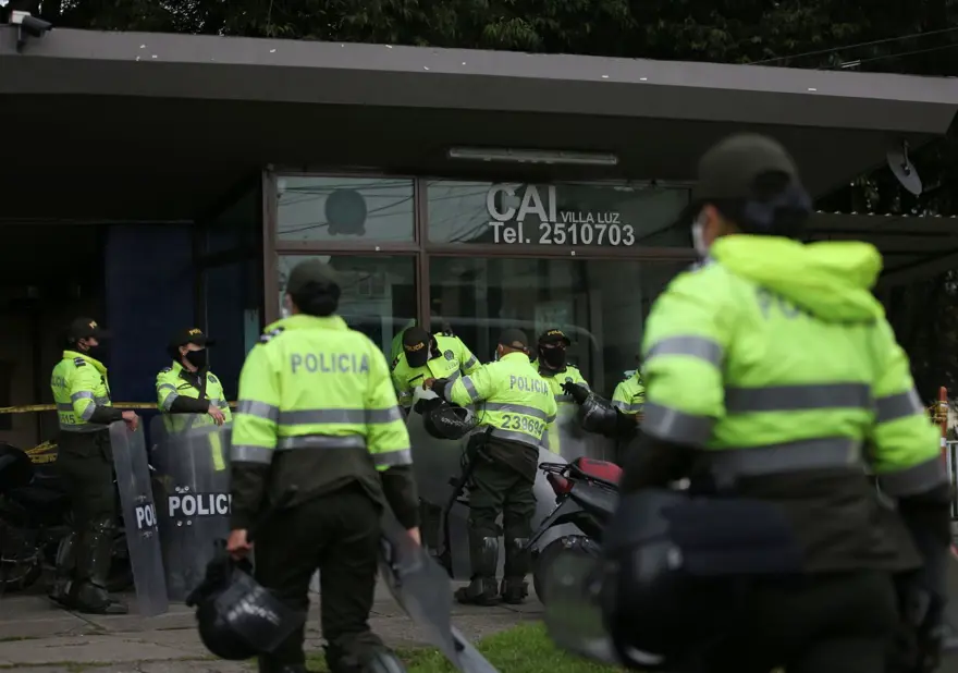 Kolombiya'da polis şiddeti protestoları: 10 ölü 8