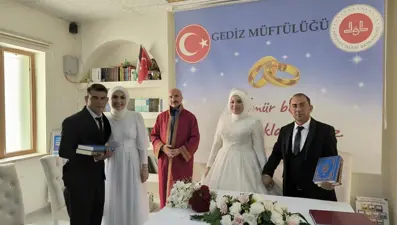 Gediz Müftülüğünde 2019 yılından bu yana 54 nikah kıyıldı