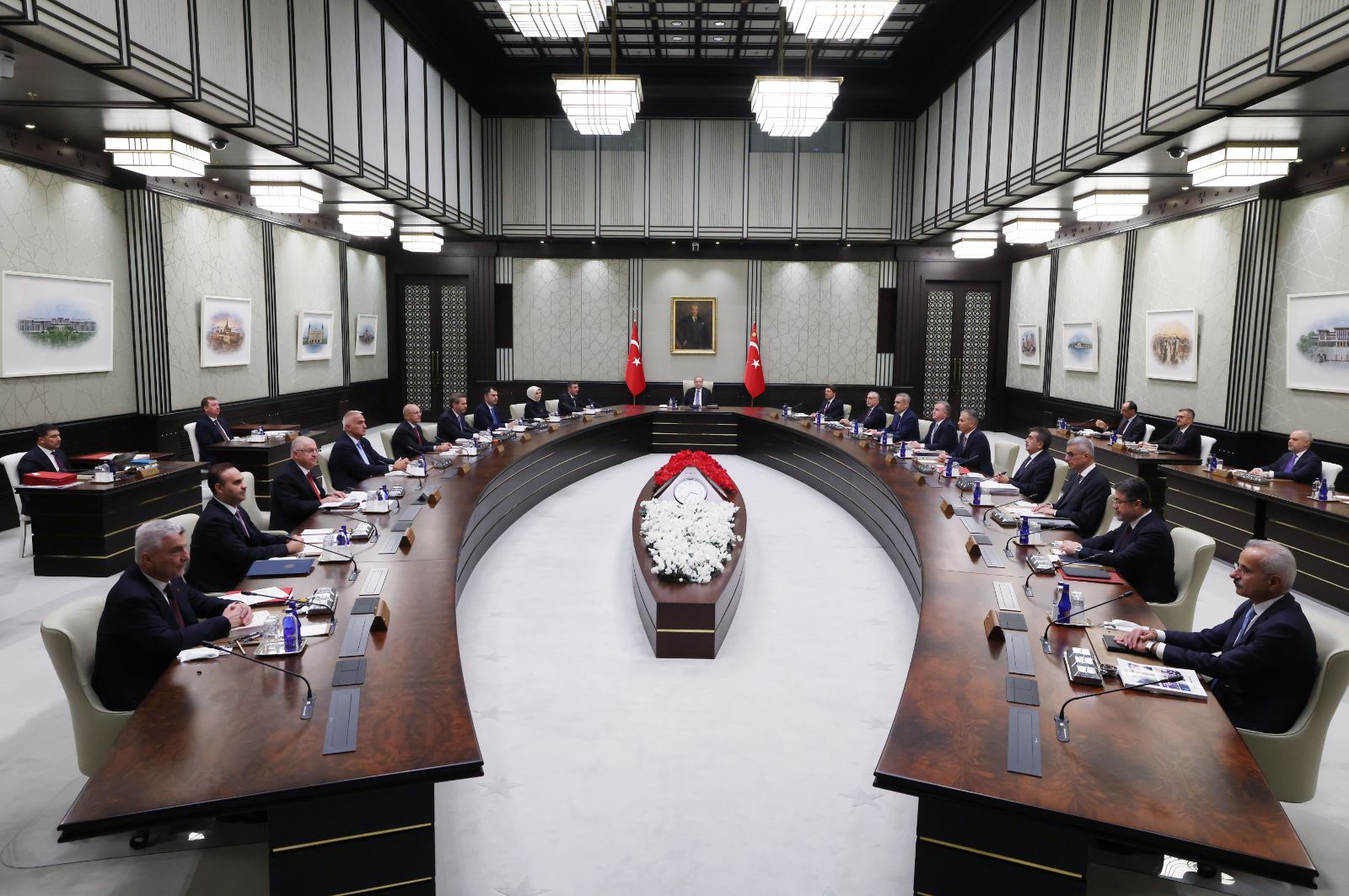 Kabine yarın toplanıyor: Gündemde ne var?