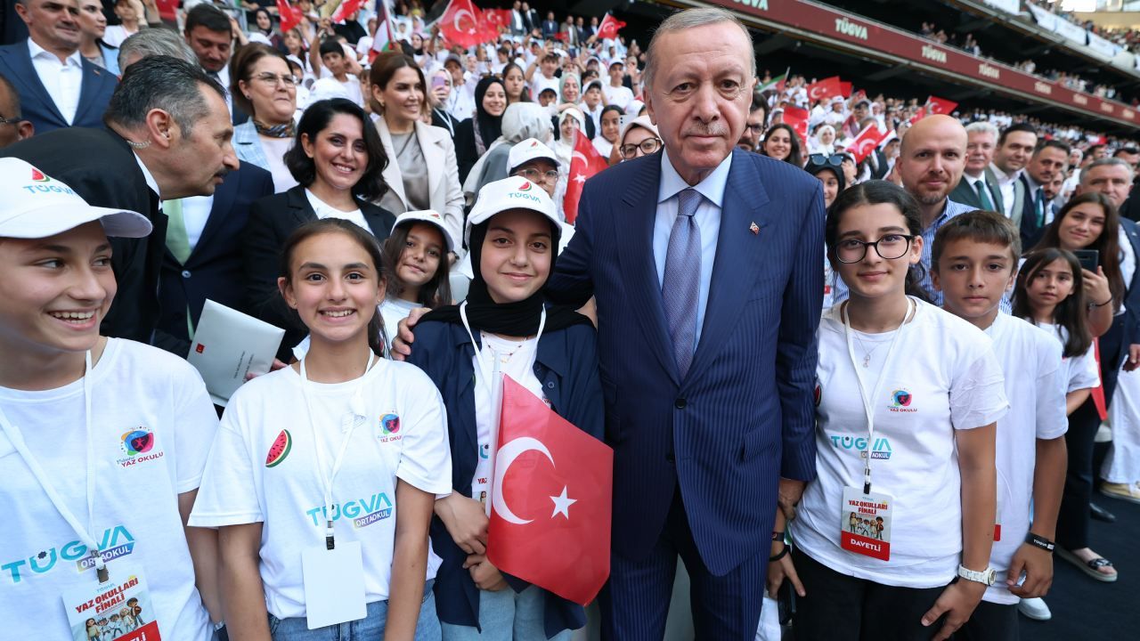 Cumhurbaşkanı Erdoğan: "Büyük ve güçlü Türkiye'ye kavuşmamıza çok az kaldı"