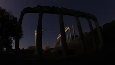 Perseid meteor yağmuru gökyüzünü aydınlattı
