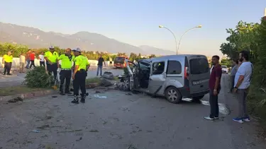 Polis aracıyla otomobil çarpıştı: 3’ü polis 4 yaralı