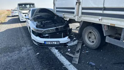 Afyonkarahisar’da zincirleme kaza: Karakol komutanı yaşamınıyitirdi, 15 kişi yaralandı