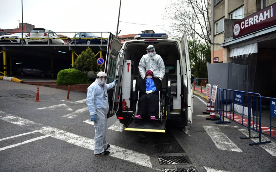 İstanbul'daki corona virüs savaşı böyle görüntülendi 20