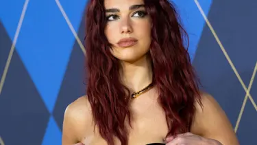 Dua Lipa'dan Gazze için "kalıcı ateşkes" çağrısı