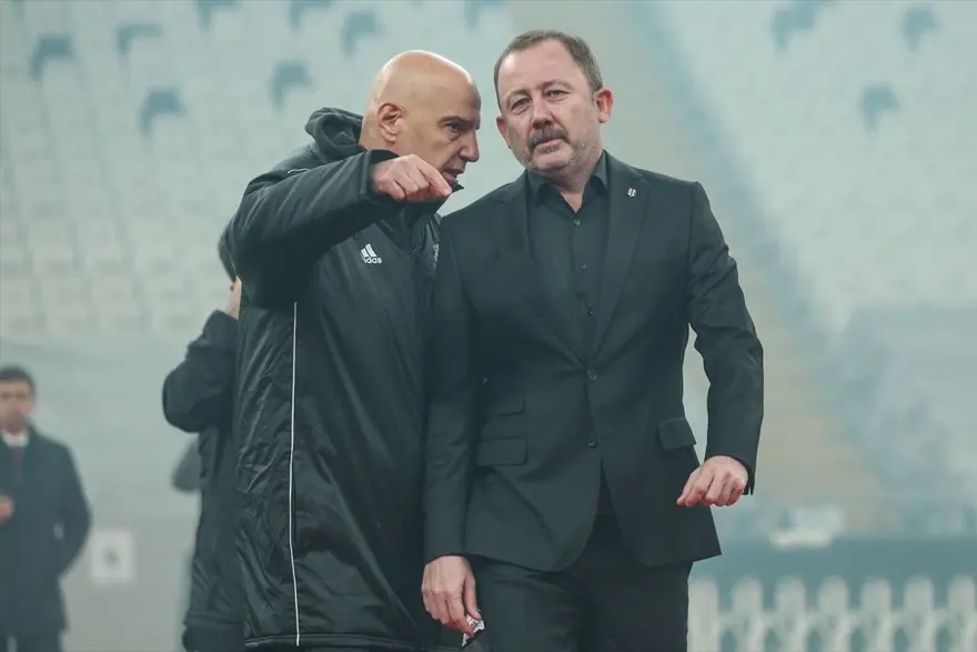 Vodafone Park'ta Sergen Yalçın izdihamı 19 Vodafone Park'ta Sergen Yalçın izdihamı 19