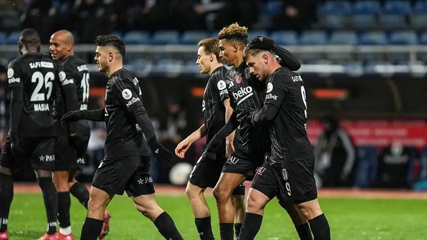 Antalyaspor-Beşiktaş kupa maçı ne zaman, saat kaçta ve hangi kanalda canlı olarak yayınlanacak? Beşiktaş Ziraat Türkiye Kupası'nda çeyrek final yolunda Antalyaspor-Beşiktaş kupa maçı ne zaman, saat kaçta ve hangi kanalda canlı olarak yayınlanacak? Beşiktaş Ziraat Türkiye Kupası'nda çeyrek final yolunda