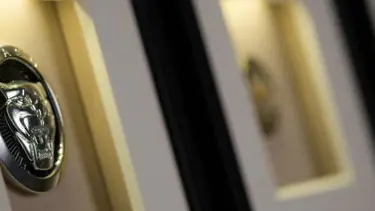 Jaguar süitinin geceliği 5000 sterlin