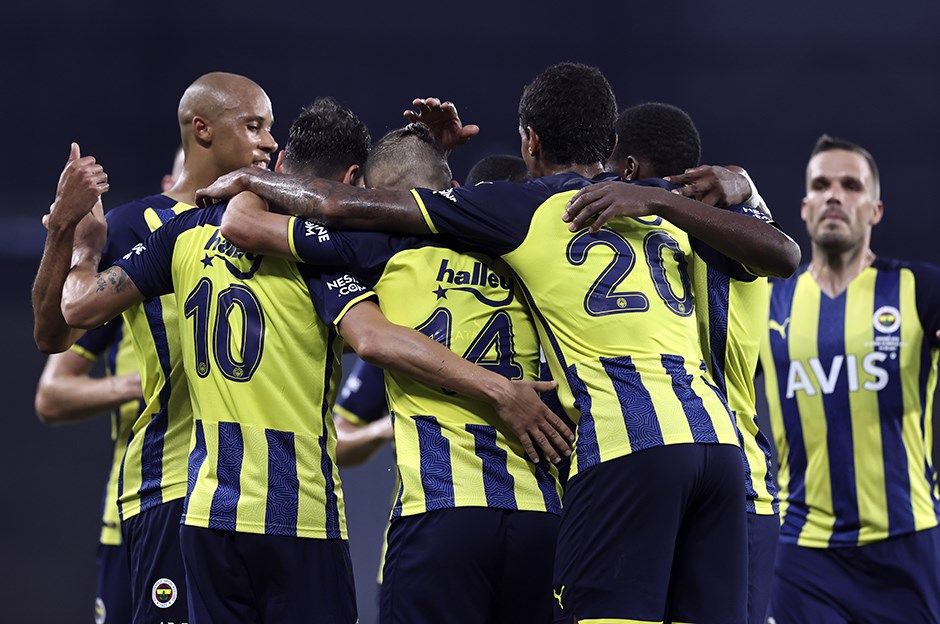 Fenerbahçe, Dinamo Kiev ile yenişemedi