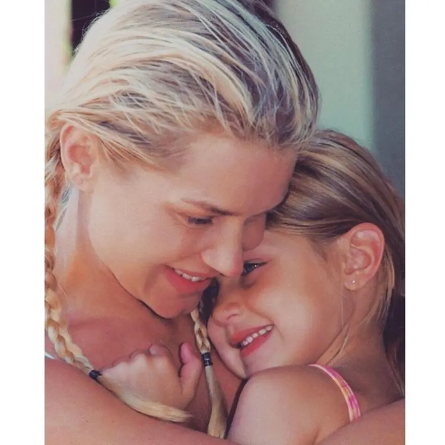 Bella Hadid 25. doğum gününü kutladı 2