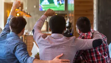 Digiturk kulüplerden indirim almıştı; restoran, kafe ve kıraathaneler de şimdi Digitürk'ten indirim talep etti