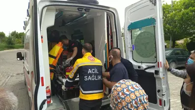 Otomobilin çarptığı küçük çocuk hayatını kaybetti