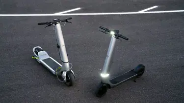 Elektrikli scooter'da devrim: O kadar hızlı ki trafiğe çıkması yasak!