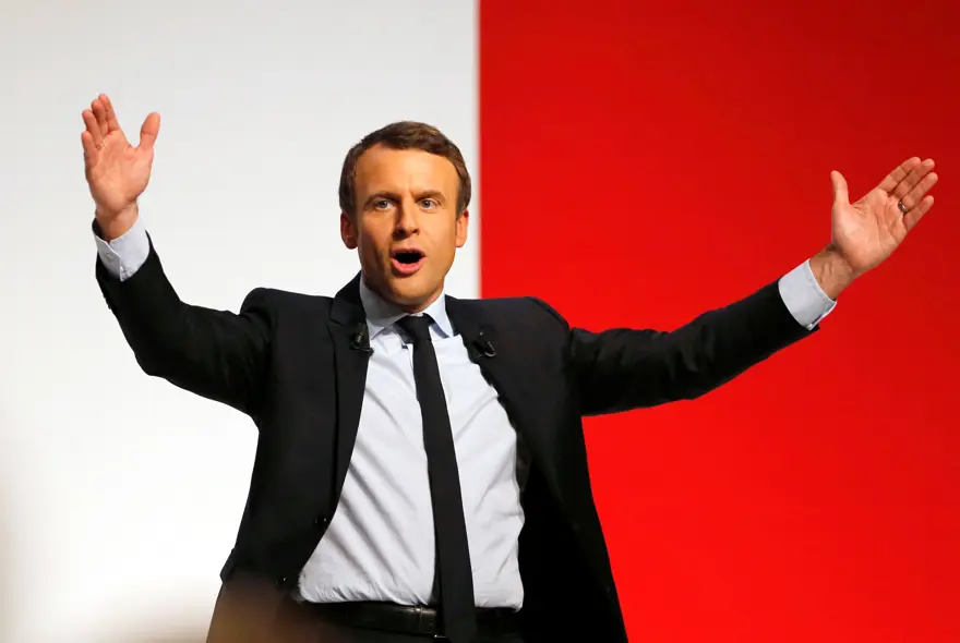 Fransa'nın yeni Cumhurbaşkanı Macron oldu (Emmanuel Macron kimdir?) 10 Fransa'nın yeni Cumhurbaşkanı Macron oldu (Emmanuel Macron kimdir?) 10