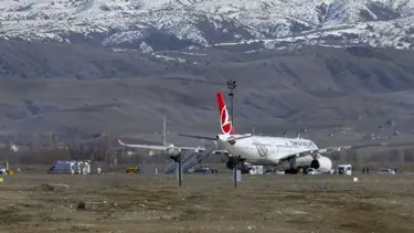 İran'dan corona virüsü tahliyesi
