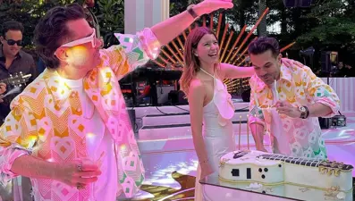 Kenan Doğulu'dan 50. yaş günü partisi: Hepimize gönderilmiş bir hediyesin