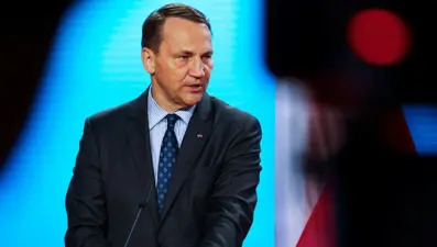 Polonya, hava sahasını ihlal eden Rus uçaklarını düşüreceğini duyurdu