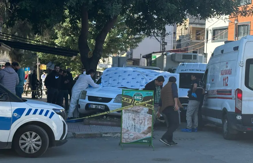 Eski erkek arkadaşını öldürüp aynı silahlayaşamına son verdi 