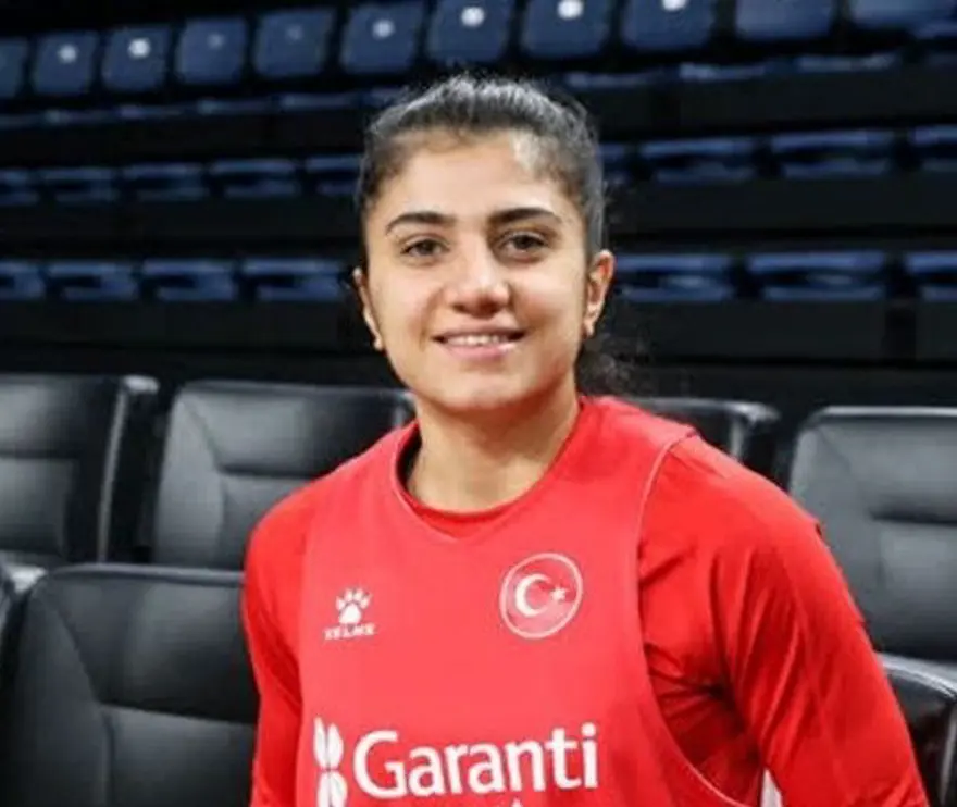 Survivor 2021 ünlüler takımı yarışmacıları (Survivor 2021 kadrosu) 8