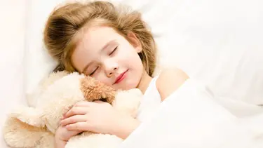 Kaliteli uyku çocuğu kanserden koruyor!