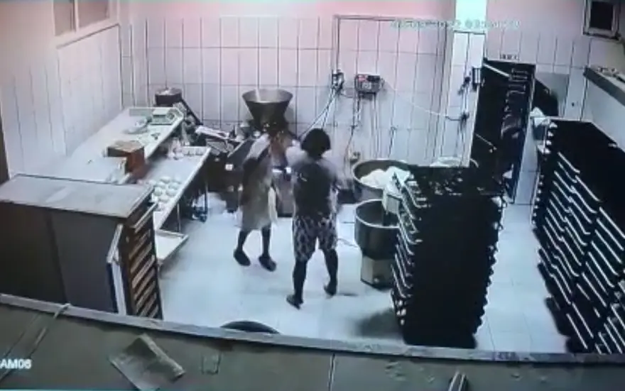 Üvey baba dehşetine 4 yıl hapis cezası 4