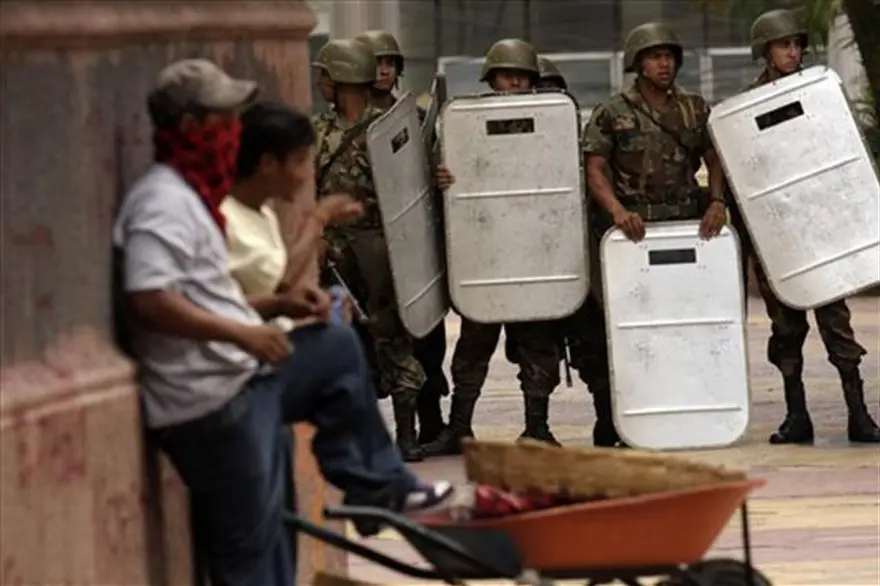 Honduras'ta sular durulmuyor 15