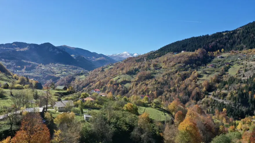 Doğal güzellikleriyle ünlü: Doyumsuz manzarasıyla dikkat çekti 2 Doğal güzellikleriyle ünlü: Doyumsuz manzarasıyla dikkat çekti 2