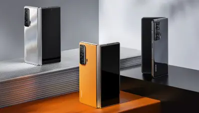 Katlanabilir akıllı telefonlarda rekabet artıyor: HONOR Magic V tanıtıldı (İşte fiyatı ve özellikleri)
