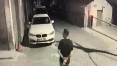 Muğla'da akılalmaz olay: Camdan eve girdi, uyuyan kadını taciz etti!