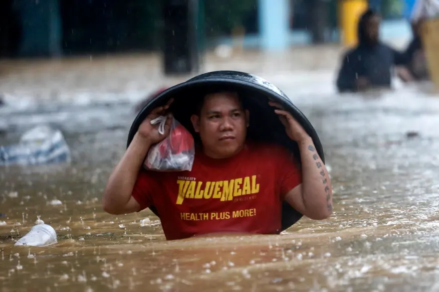 Filipinler'de fırtına sonrası sel: 11 kişi hayatını kaybetti 1 Filipinler'de fırtına sonrası sel: 11 kişi hayatını kaybetti 1
