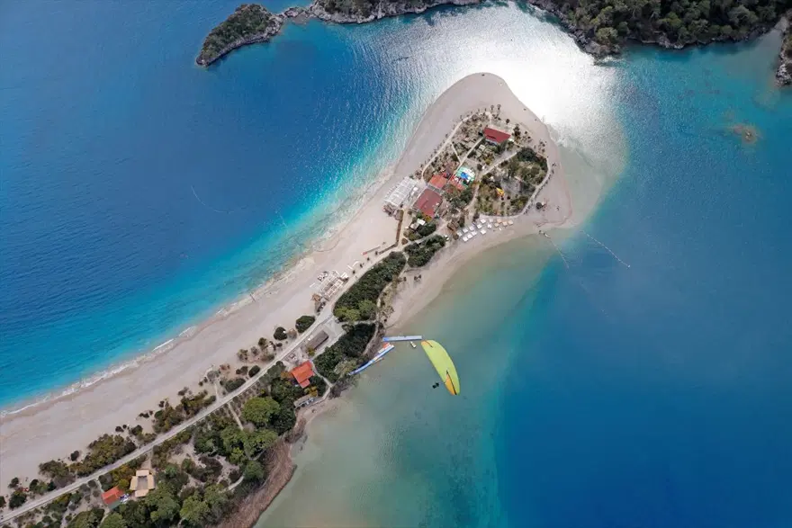 Ölüdeniz'in 'renkli aksesuarları' adrenalin tutkunlarına gökyüzünden eşsiz manzaralar sunuyor 11