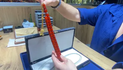 Osmanlı kehribarı tespihler görücüye çıktı: Fiyatı 1 milyon lirayı buluyor