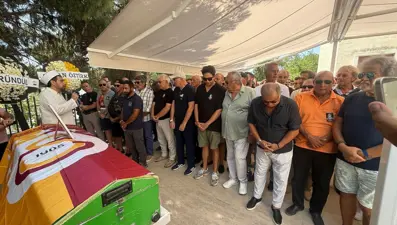 Ümit Aktan son yolculuğuna uğurlandı, spor dünyası akın etti: "Bir spikerden daha fazlasıydı"