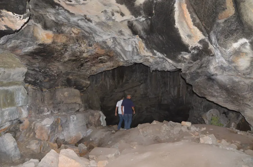 Antalya'da birinci derece sit alanı definecilerin hedefi oldu 5