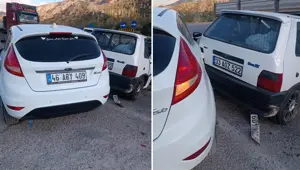 Adıyaman'da iki otomobil çarpıştı: Beş yaralı