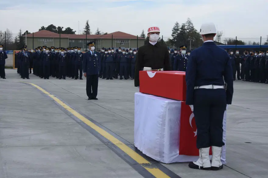 Şehit Pilot Burak Gençcelep'e veda 17