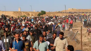 İsrail, Gazze'de insani yardım bekleyenlere ateş açtı: 15 Filistinli hayatını kaybetti