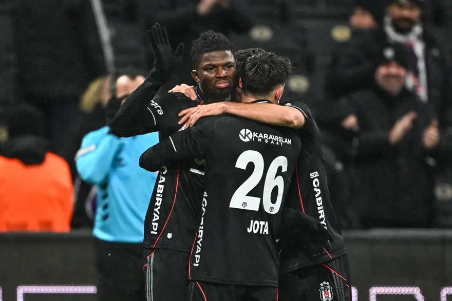 GEÇ GELEN MUTLULUK - HÜRRİYET 