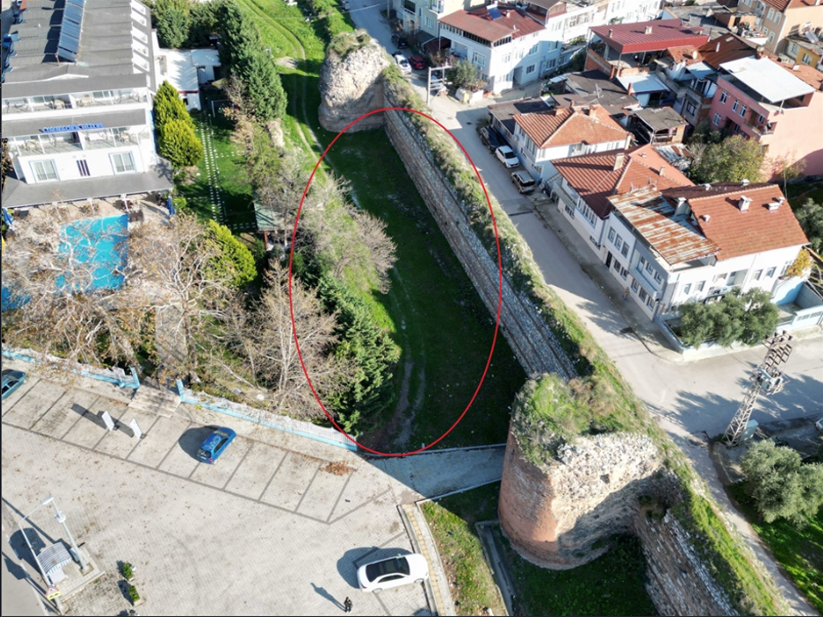 Papa rüzgarına kapıldı arsayı 5,5 milyona satışa çıkardı