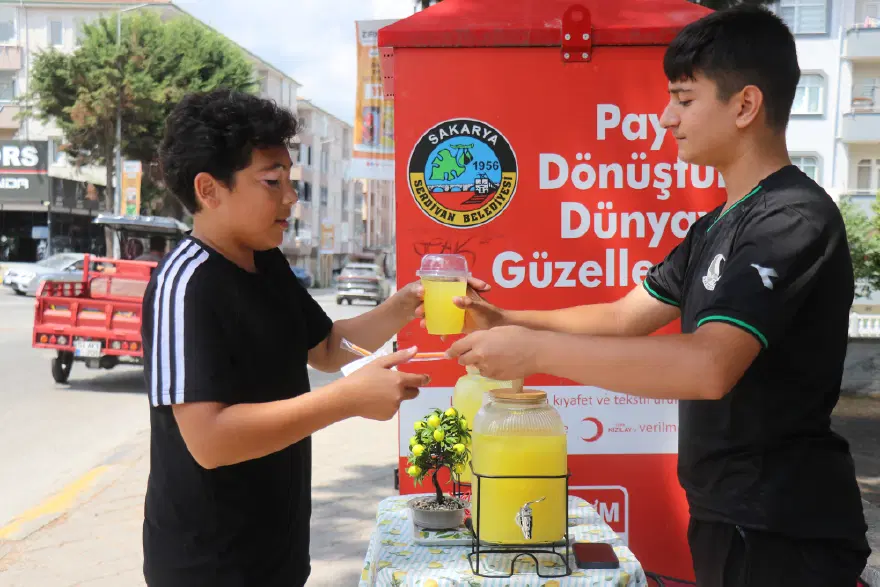 "BİR HAFTALIK MASRAFIMI BİR GÜNDE ÇIKARIYORUM"
1 "BİR HAFTALIK MASRAFIMI BİR GÜNDE ÇIKARIYORUM"
1